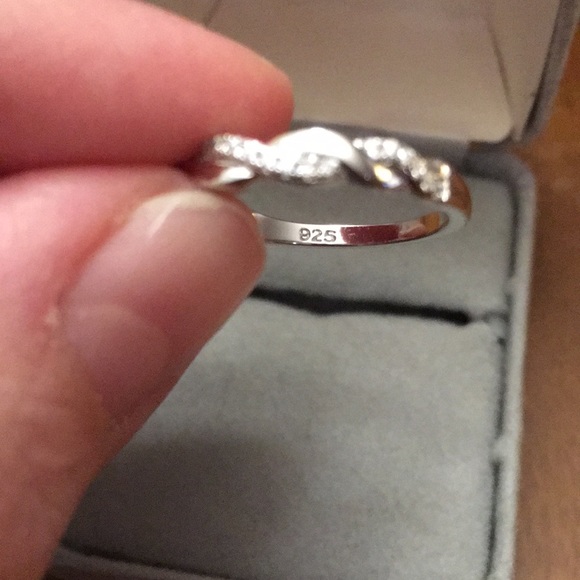 STERLING SILVER AND CZ BRAIDED RING - Picture 4 of 6